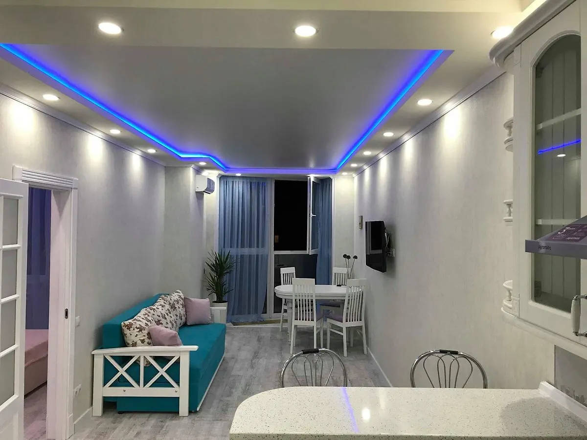 Luxe Apartment On Drahomanova location