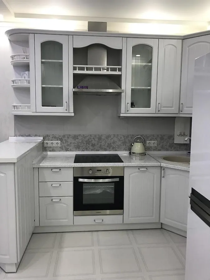 Luxe Apartment On Drahomanova Kyiv