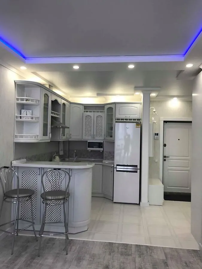 Luxe Apartment On Drahomanova Kyiv 0*,