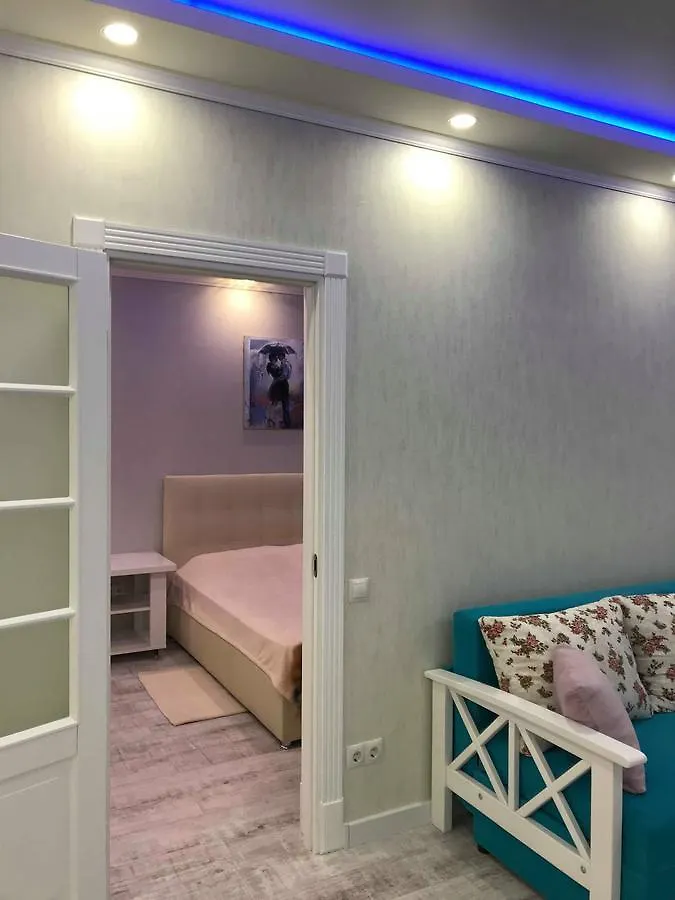 Luxe Apartment On Drahomanova Kyiv